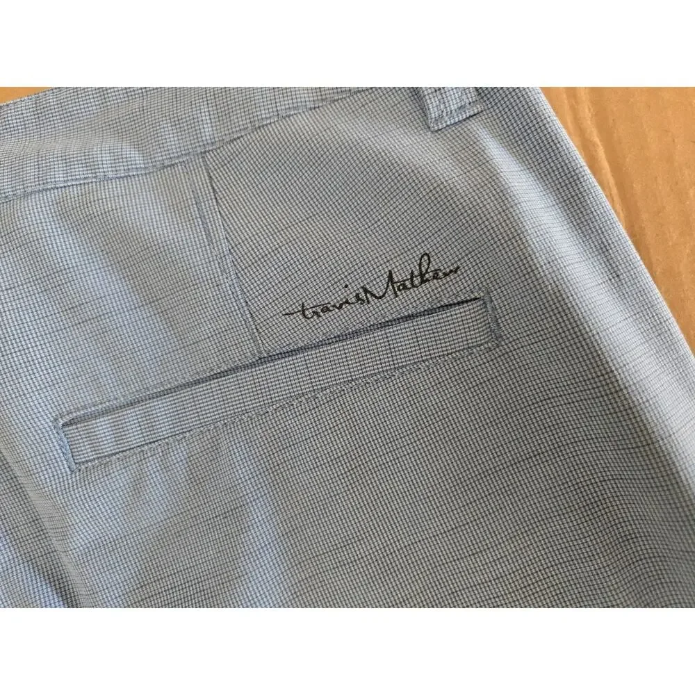 Travis Mathew Bermuda Blus 8” Golf Casual Shorts Men Size 34